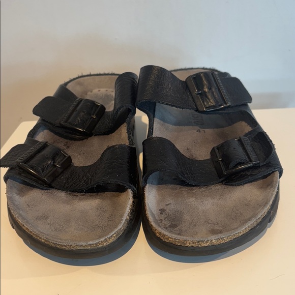 Mephisto Zonder Black Leather Slide Sandals
Unisex size 41 - Picture 3 of 13